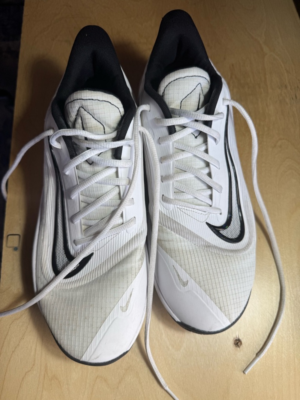 Nike White and Black Training Sneakers
